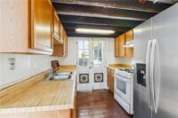 2501 Dauphine St