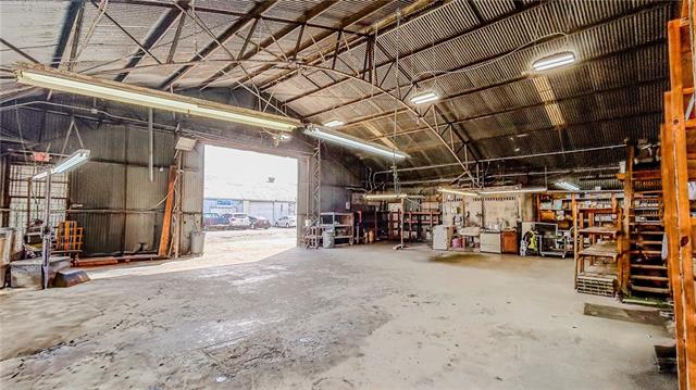 901 Daniel St