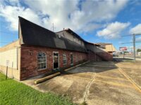 3640 Airline Dr