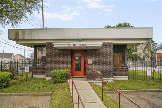 2200 Houma Blvd