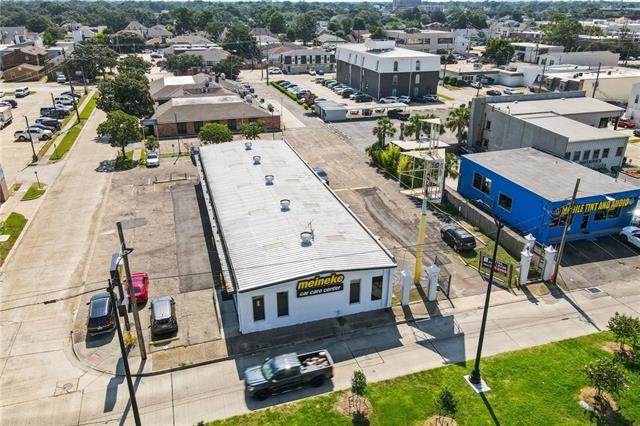 3125 N Causeway Blvd