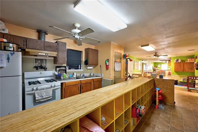 1629 Hickory Ave