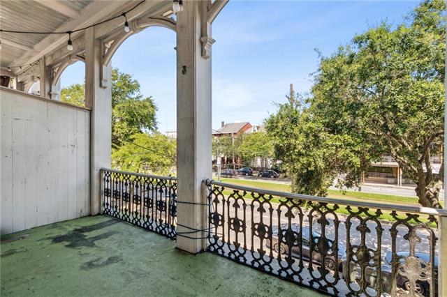 1608 St Charles Ave