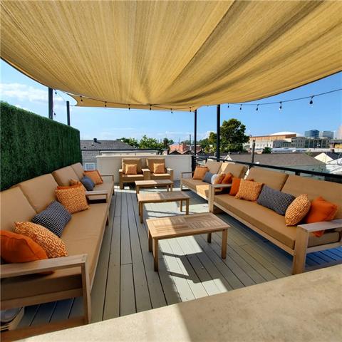 1601 Baronne St