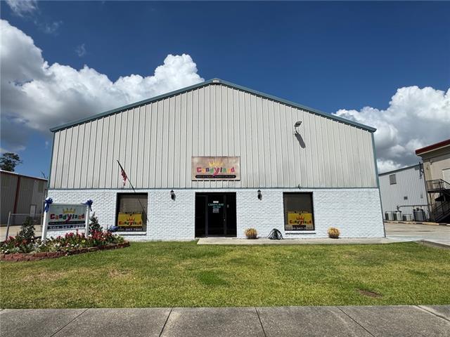 5224 Taravella Dr