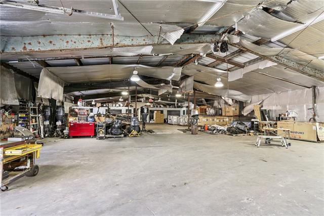 3663 Pontchartrain Dr