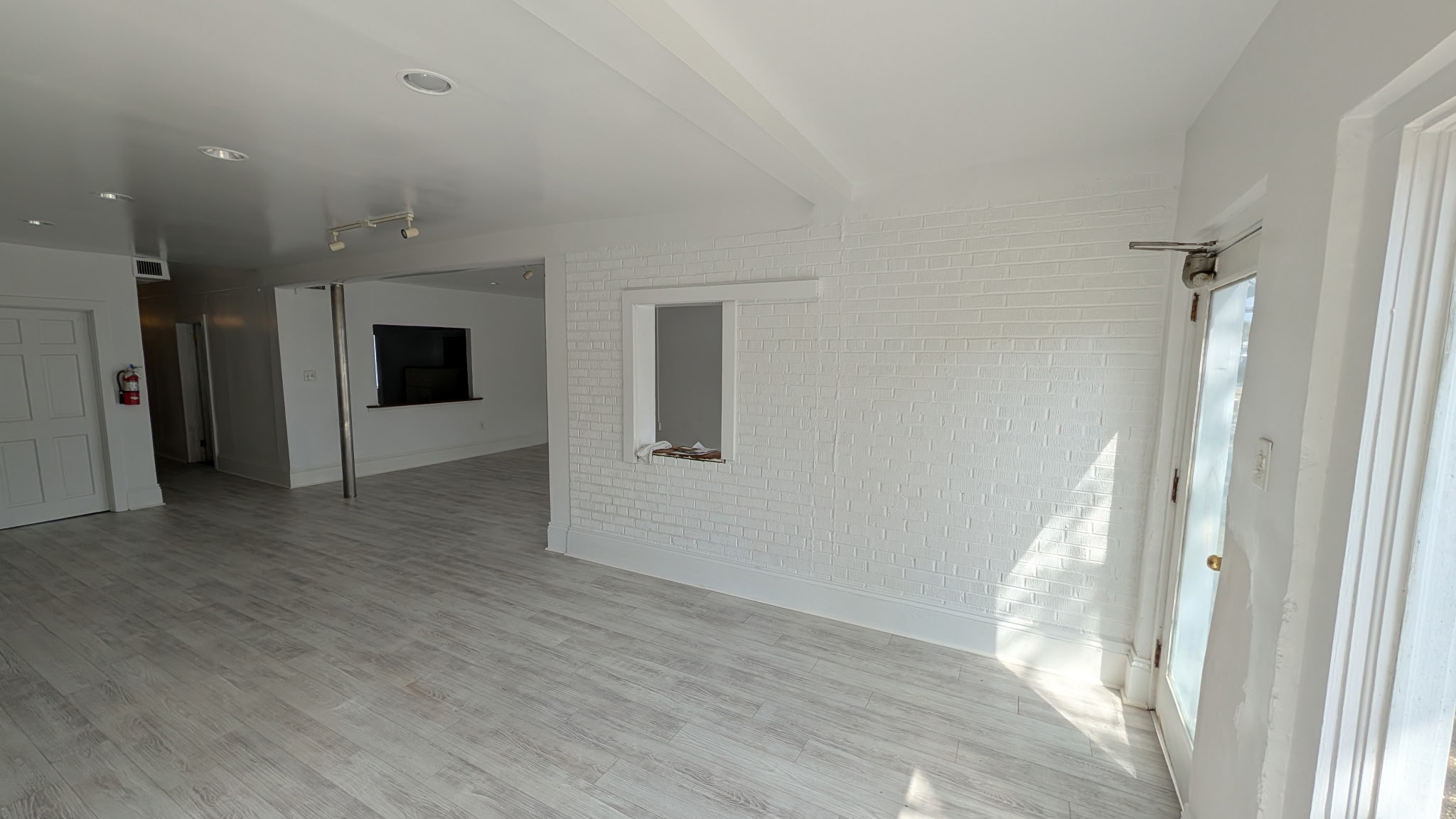 4715 S Carrollton Ave