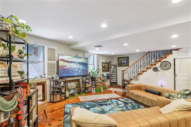 747 Tchoupitoulas St