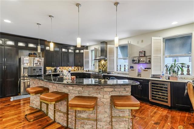 747 Tchoupitoulas St