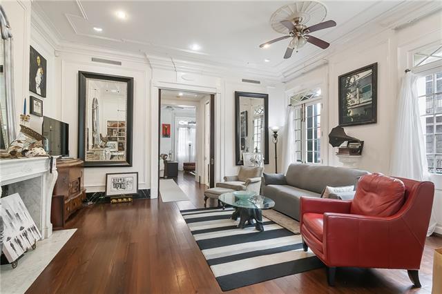 838 Chartres St