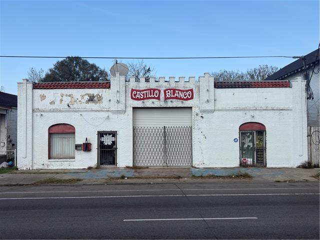 4321 St Claude Ave - Castillo Blanco