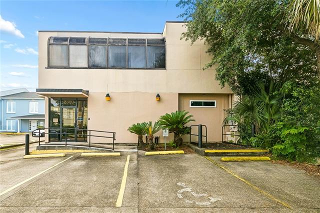 2309 N Hullen St - Metairie Office