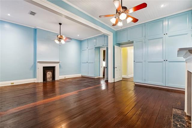 2119 Decatur St