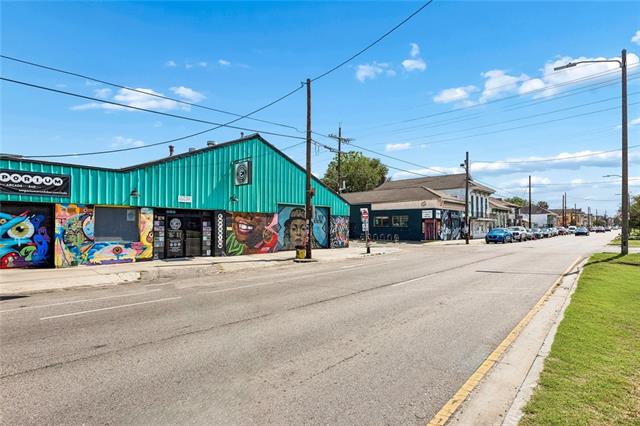 2231 St Claude Ave