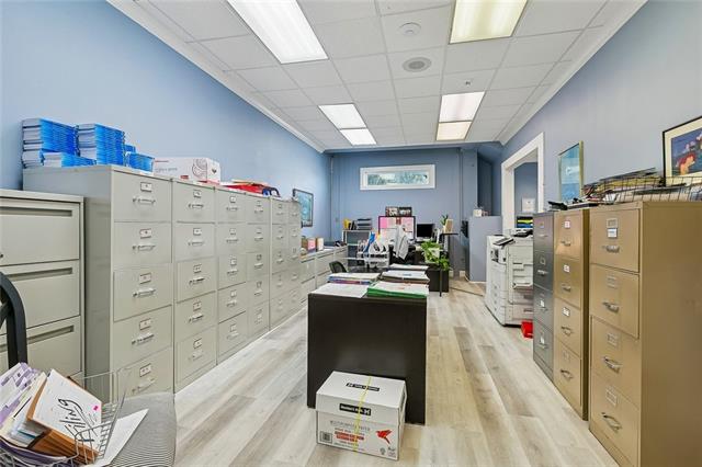 2309 N Hullen St - Metairie Office