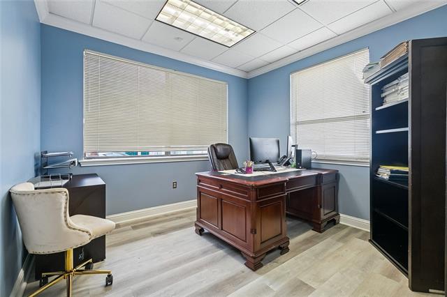 2309 N Hullen St - Metairie Office