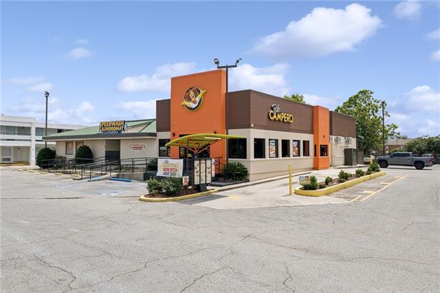 2810 Williams Blvd