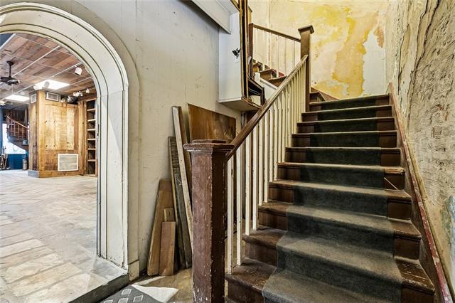 241 Chartres St