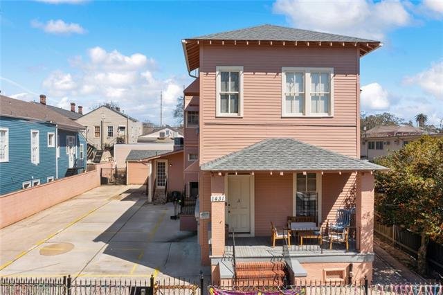 1431 St Andrew St