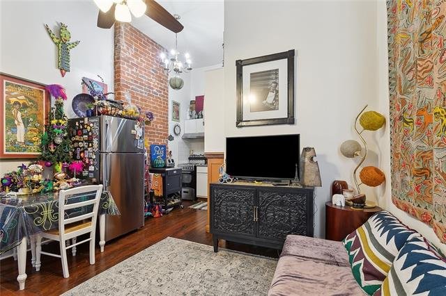 1431 St Andrew St