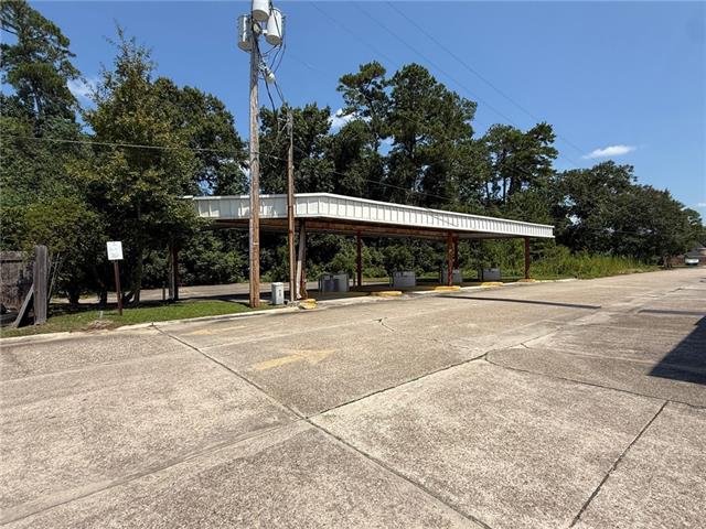 220 Gause Blvd