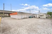 4211 Westbank Expressway