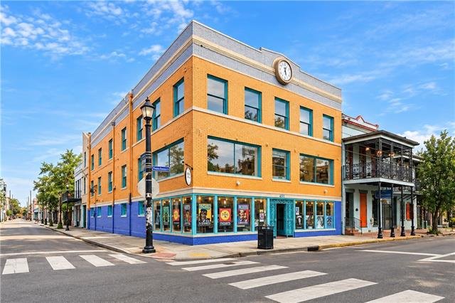 421 Frenchmen St